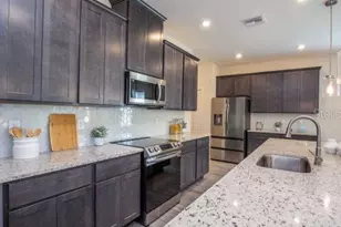 31530 Wild Grape Ln, Brooksville, FL 34602 - Photo 4