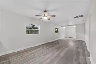 1906 E Ida St, Tampa, FL 33610 - Photo 10