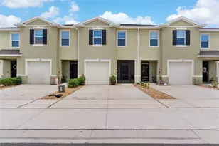 1198 Lido Dr, Howey in the Hills, FL 34737 - Photo 2