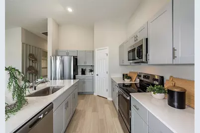 2279 Canyon Oak Drive, Davenport, FL 33837 - Photo 2