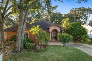 16502 Cayman Dr, Tampa, FL 33624 - Photo 2