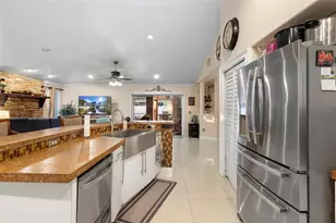 16502 Cayman Dr, Tampa, FL 33624 - Photo 10