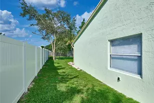 5517 Thurston Ave, Lake Worth, FL 33463 - Photo 6