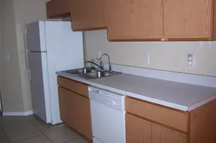 40 E 10th St, Saint Cloud, FL 34769 - Photo 4