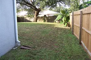 40 E 10th St, Saint Cloud, FL 34769 - Photo 2