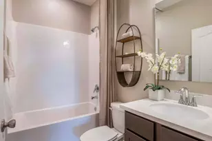 808 Sunshower Dr, Lady Lake, FL 32159 - Photo 12