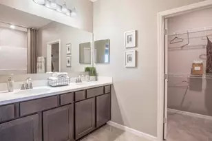 808 Sunshower Dr, Lady Lake, FL 32159 - Photo 10