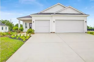 808 Sunshower Dr, Lady Lake, FL 32159 - Photo 1