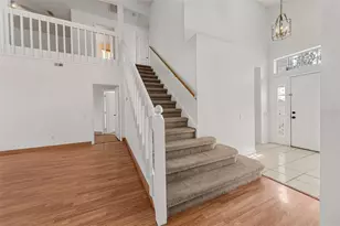 817 Garden Glen, Lake Mary, FL 32746 - Photo 2