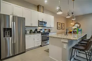 7585 Sunny Dreams Ln, Kissimmee, FL 34747 - Photo 4