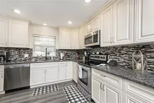 73 Abrams Rd, Eustis, FL 32726 - Photo 6