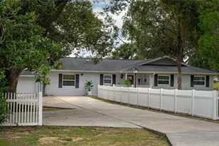 73 Abrams Rd, Eustis, FL 32726 - Photo 2