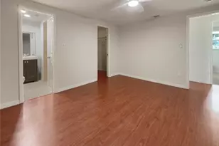 2132 McIntosh Rd, Sarasota, FL 34232 - Photo 16