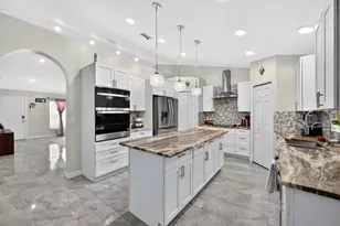 3655 Wellington Ln, Bartow, FL 33830 - Photo 10