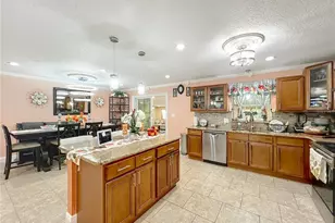 1395 Emerald Dr, Kissimmee, FL 34744 - Photo 16