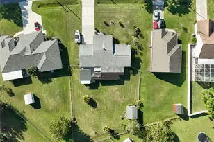 1395 Emerald Dr, Kissimmee, FL 34744 - Photo 4