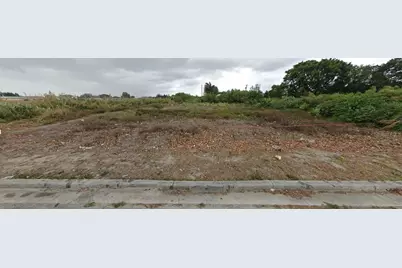 875 Joe Louis Avenue, Pahokee, FL 33476 - Photo 2