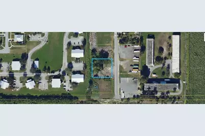 875 Joe Louis Avenue, Pahokee, FL 33476 - Photo 1