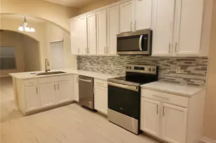 1049 N Honey Blossom Dr N, Orlando, FL 32824 - Photo 8