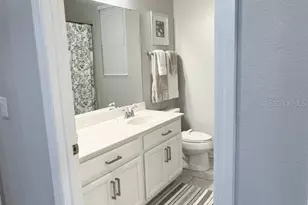 1738 Farmstead Ln, Oviedo, FL 32765 - Photo 4