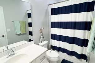 1738 Farmstead Ln, Oviedo, FL 32765 - Photo 8