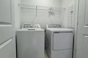 7805 Waterscape Dr, Groveland, FL 34736 - Photo 18