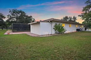 3652 Oak Grove Dr, Sarasota, FL 34243 - Photo 18