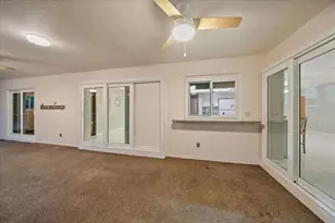 3652 Oak Grove Dr, Sarasota, FL 34243 - Photo 10