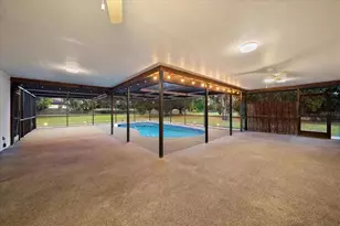 3652 Oak Grove Dr, Sarasota, FL 34243 - Photo 8