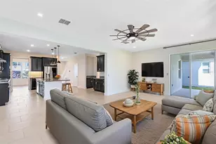 682 Anna Rdg Rd, Minneola, FL 34715 - Photo 2