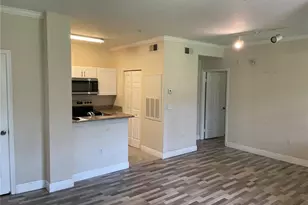 2564 Robert Trent Jones Dr, Orlando, FL 32835 - Photo 4