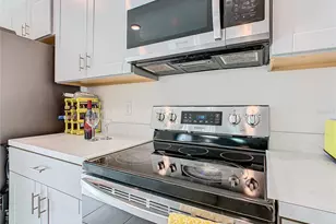 208 Goldenrod Ln, Kissimmee, FL 34759 - Photo 16