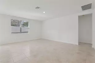 2350 White Tail St, Davenport, FL 33837 - Photo 4