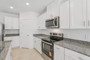 2350 White Tail St, Davenport, FL 33837 - Photo 14