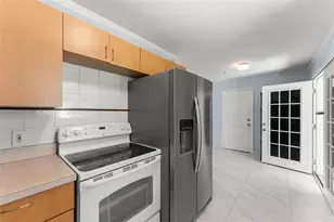 721 Kankakee Ln, Orlando, FL 32807 - Photo 10