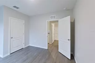 32037 Katelin Cir, Leesburg, FL 34748 - Photo 8