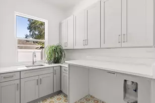 910 Golfview St, Orlando, FL 32804 - Photo 36