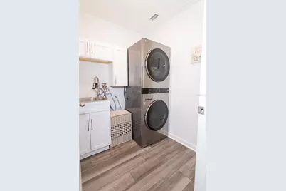 35576 Eastbrook Ave, Zephyrhills, FL 33541 - Photo 34