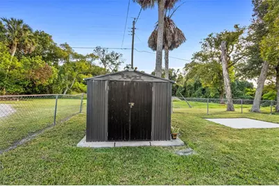 1201 W 20th Street, Sanford, FL 32771 - Photo 18