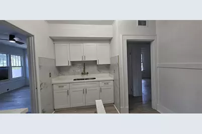 1311 11th Avenue S, Saint Petersburg, FL 33705 - Photo 18