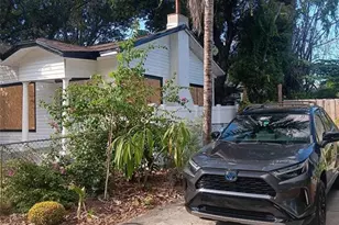 1311 11th Ave S, Saint Petersburg, FL 33705 - Photo 2