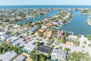 2653 W Vina Del Mar Blvd, Saint Pete Beach, FL 33706 - Photo 30