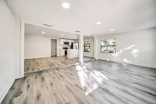 8414 N 20th St, Tampa, FL 33604 - Photo 8