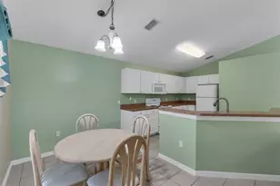 4700 Cumbrian Lakes Dr, Kissimmee, FL 34746 - Photo 8