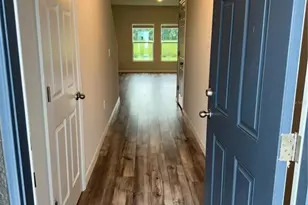 7959 Peace Lily Ave, Wesley Chapel, FL 33545 - Photo 2