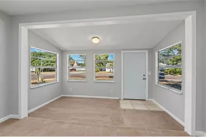6494 3rd Avenue S, Saint Petersburg, FL 33707 - Photo 16