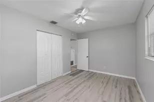 6494 3rd Ave S, Saint Petersburg, FL 33707 - Photo 10