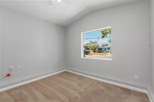 6494 3rd Ave S, Saint Petersburg, FL 33707 - Photo 18