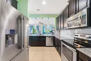 13561 Fountainbleau Dr, Clermont, FL 34711 - Photo 10