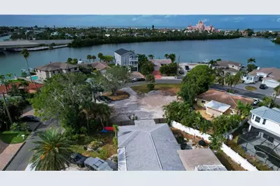 3615 Belle Vista Drive E, Saint Pete Beach, FL 33706 - Photo 6